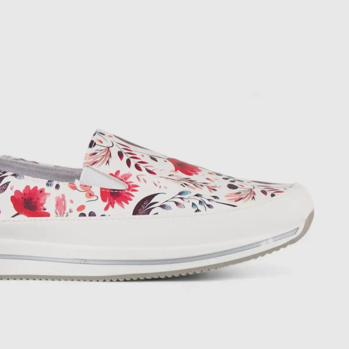 PC Comfort A Cut Pump White Floral 10596
