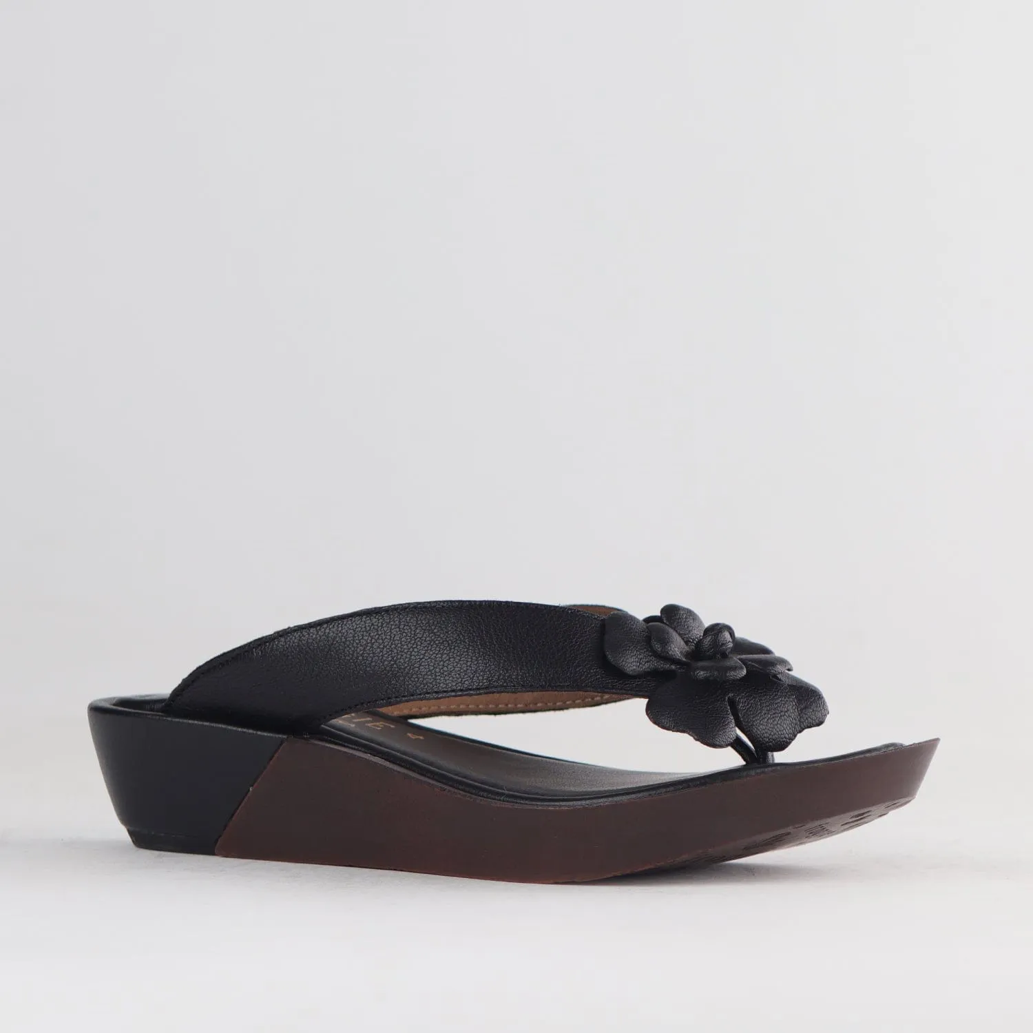 Rox Thong Flower Sandal in Black - 12565