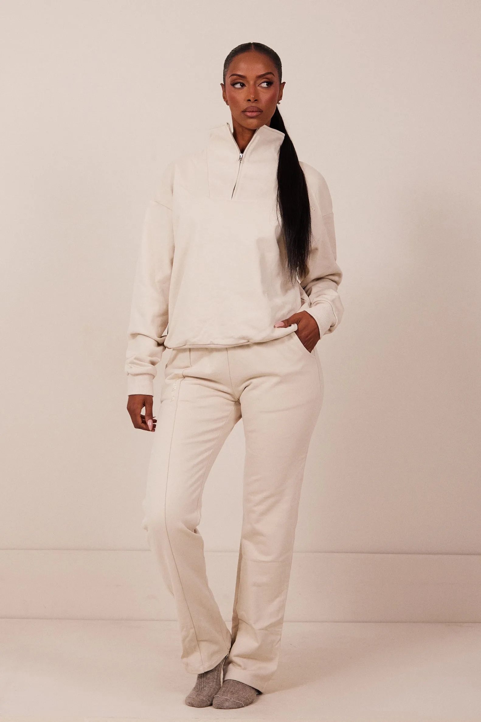 The Essentials Quarter Zip - Stone