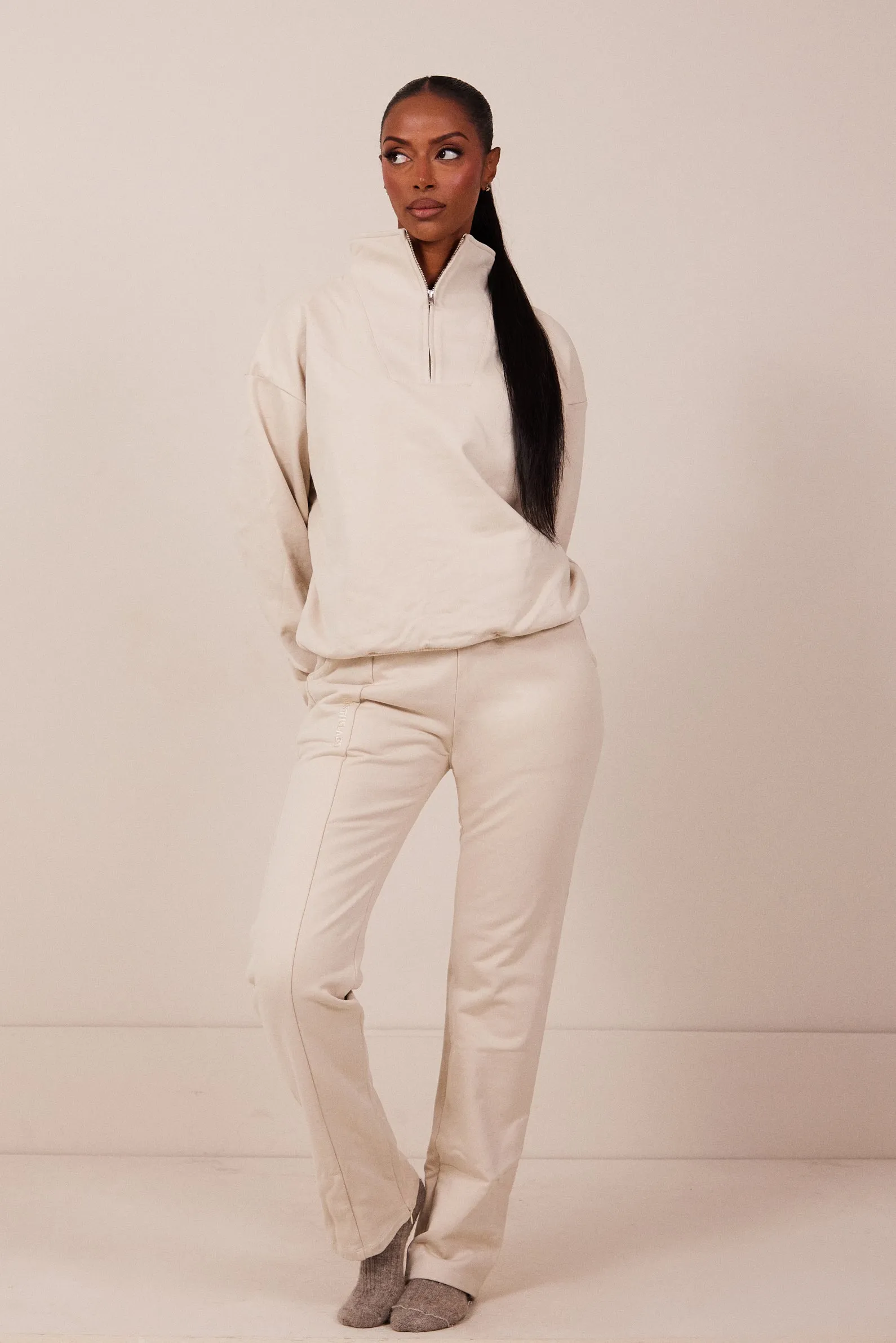 The Essentials Quarter Zip - Stone